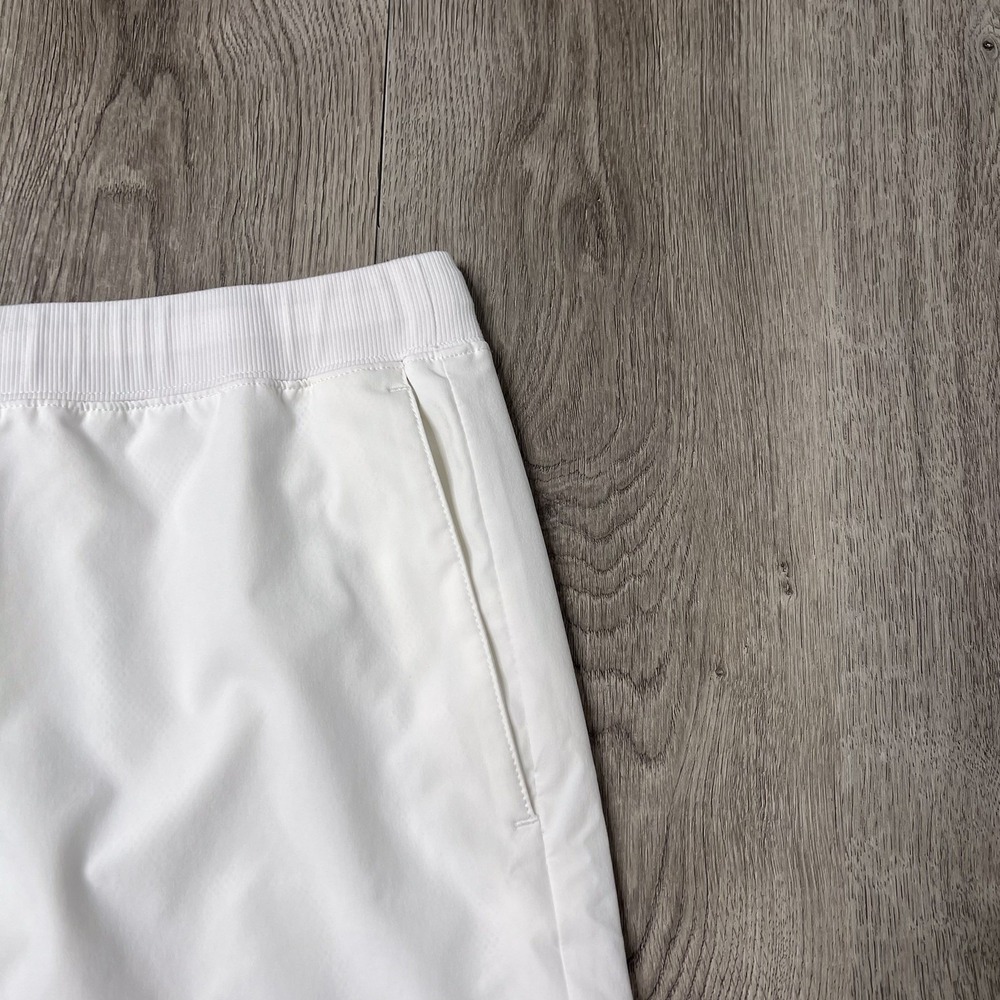 B Draddy Sport Mesh Lined Shorts Mens Size Xtra Large Inseam 6" White - Picture 2 of 14